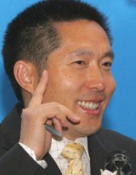 中央電視臺廣告經濟信息中心主任、經濟頻道總監(jiān)郭振璽