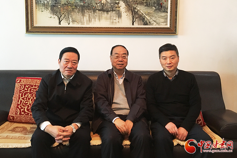 甘肅省延安精神研究會(huì)開展節(jié)前走訪慰問活動(dòng)（組圖）