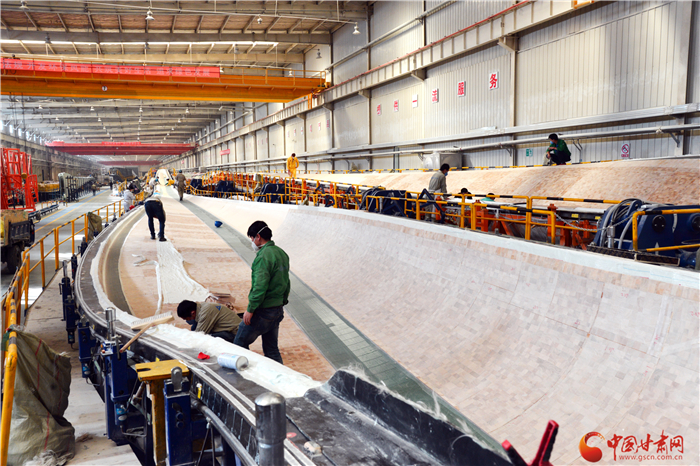 “擰緊”防控閥 打出“組合拳”——玉門市三向發(fā)力推動疫情防控、復(fù)工復(fù)產(chǎn)、脫貧攻堅齊頭并進(jìn)（圖）