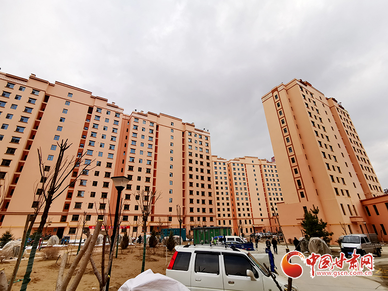 【甘肅省決戰(zhàn)決勝脫貧攻堅】東鄉(xiāng)縣鎖南鎮(zhèn)城南社區(qū)：讓群眾搬進(jìn)“幸福里”