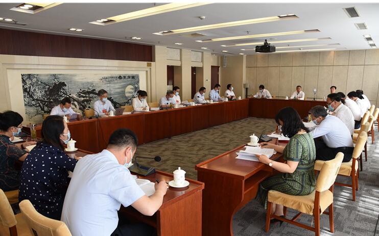 【兩會快訊】甘肅代表團(tuán)分組審議全國人大常委會工作報告，唐仁健參加第二小組會議并發(fā)言