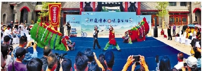 動態(tài)“非遺”熱鬧演起來 靜態(tài)“非遺”現(xiàn)場展絕活蘭州市舉行文化遺產(chǎn)宣傳展示活動