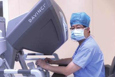 蘭大二院院長(zhǎng)王?。捍筢t(yī)精誠(chéng)“微視野”下可有大作為