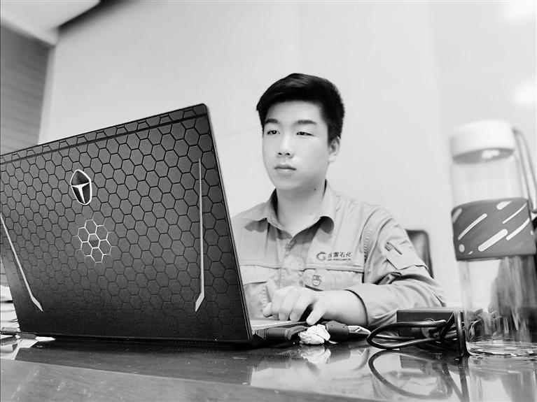 總書記的話兒記心間丨還沒畢業(yè)，工作就落實(shí)了!