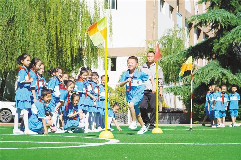 我們開學(xué)了！