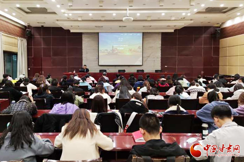 《玉帛之路、青銅之路與“金玉良緣”“金聲玉振”的文化原型》報(bào)告會(huì)在西北師范大學(xué)舉行