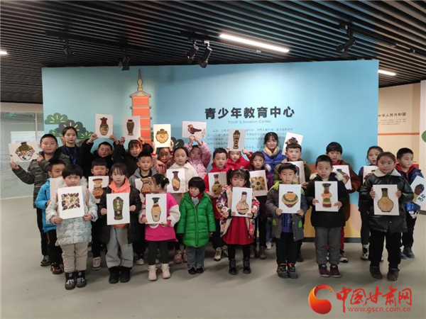 博物館里過(guò)臘八 武威這些孩子用五谷拼文物！