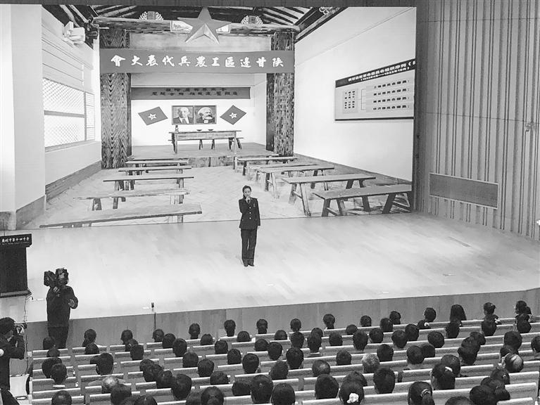 蘭州市開(kāi)展“學(xué)黨史、頌黨恩、跟黨走”紅色文化進(jìn)校園活動(dòng)