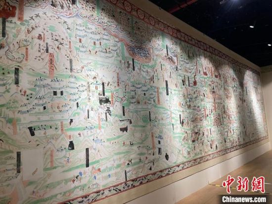 圖為展覽現(xiàn)場?！〗瓧顭?攝