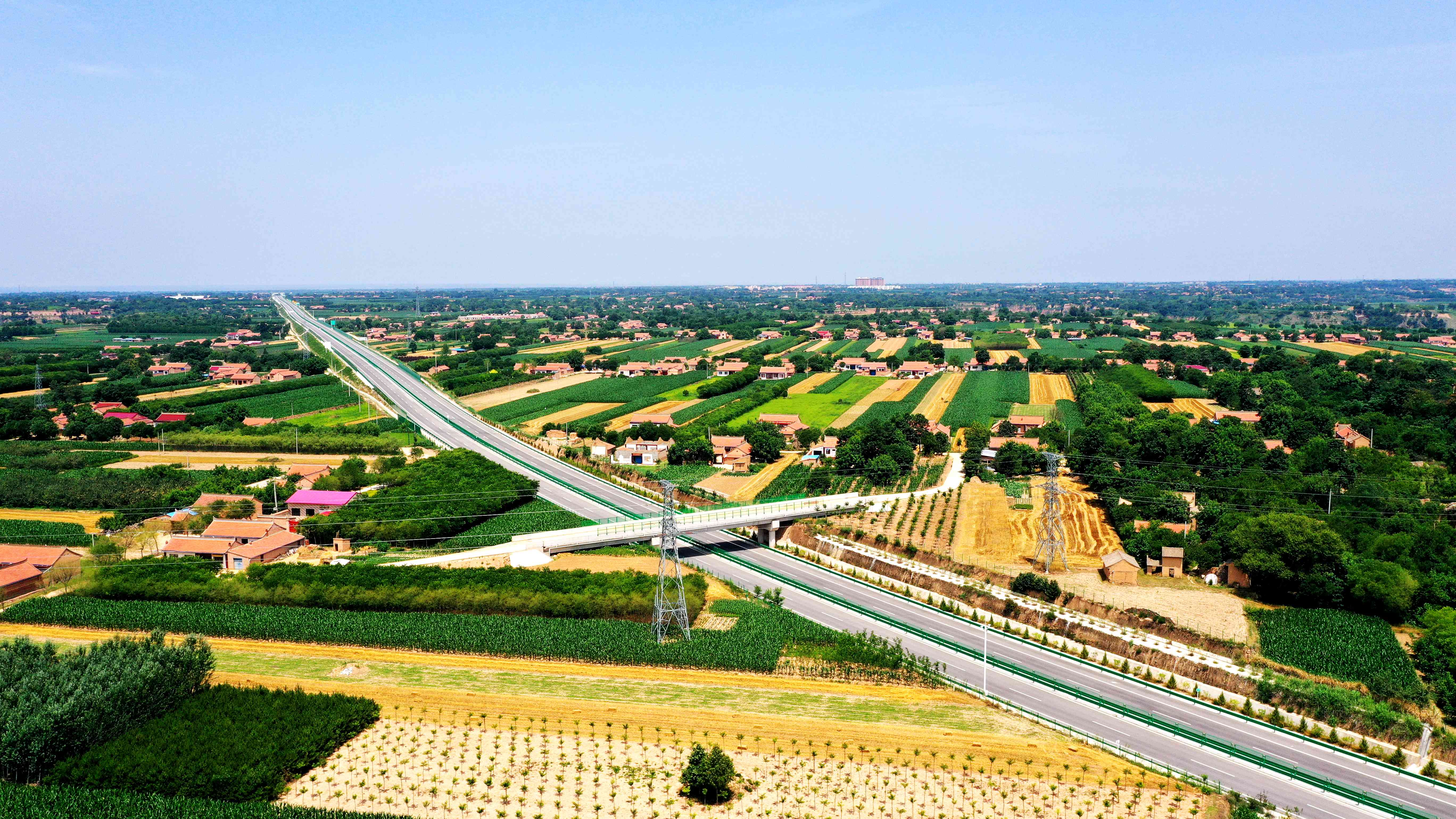 7月20日前白銀往蘭州方向高速半幅通車(chē)