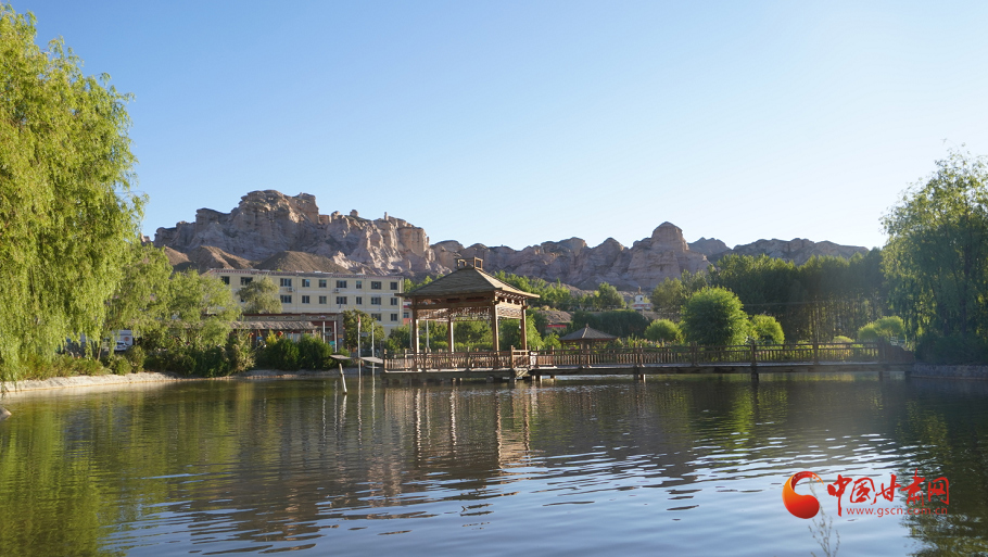 【小康圓夢·看甘肅】肅南：鄉(xiāng)村旅游托起百姓富?！敖痫埻搿?>
        </a><em>【小康圓夢·看甘肅】肅南：鄉(xiāng)村旅游托起百姓富?！敖痫埻搿?/em></li>
    <li><a  target=