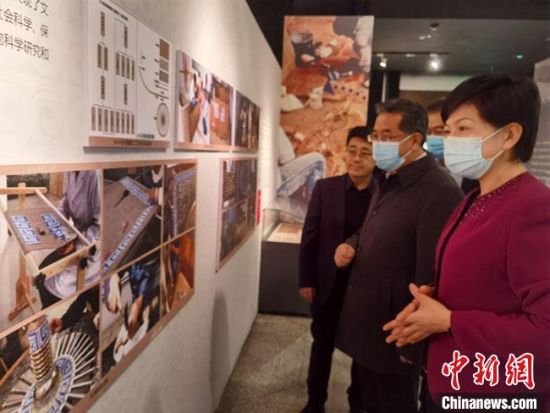 圖為展覽現(xiàn)場?！●T志軍 攝