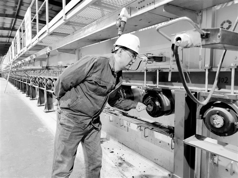 高溫下的堅(jiān)守，讓世界變得更“透明”